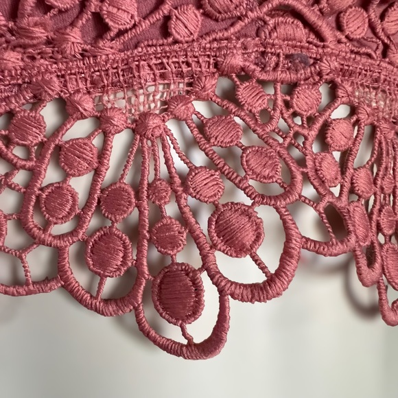 Forever 21 | Summer Pink Crochet Crop Spaghetti, Strap, Top Boho-inspire… - Picture 6 of 17